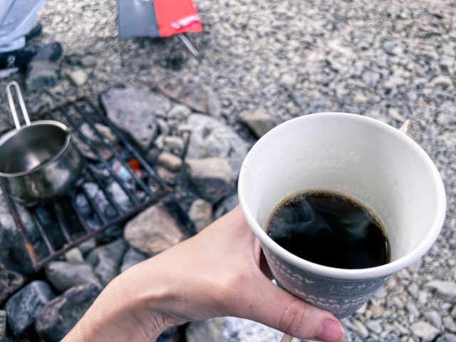写真：野外で淹れたコーヒー