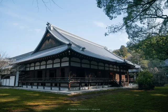 写真：青蓮院 宸殿（しんでん）の外観。